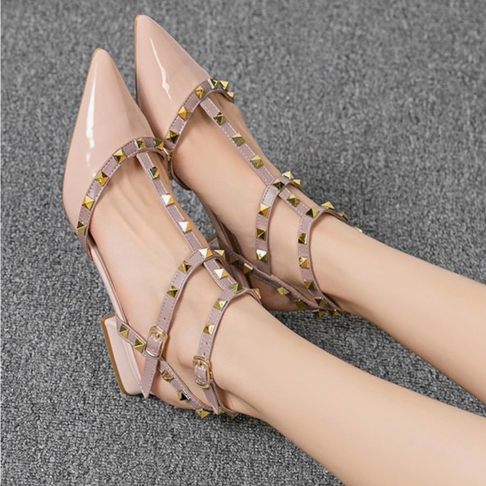 Women's Nude pink Pointed-Toe Studded T-Strap Flats - Picture 5 of 9